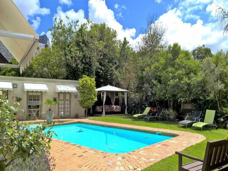 Wild Olive Guest House Cape Town Bagian luar foto